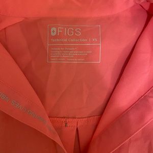 Neon pink Figs Rafaela